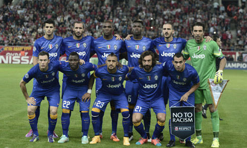 国足备战强度升级，全队深夜加练