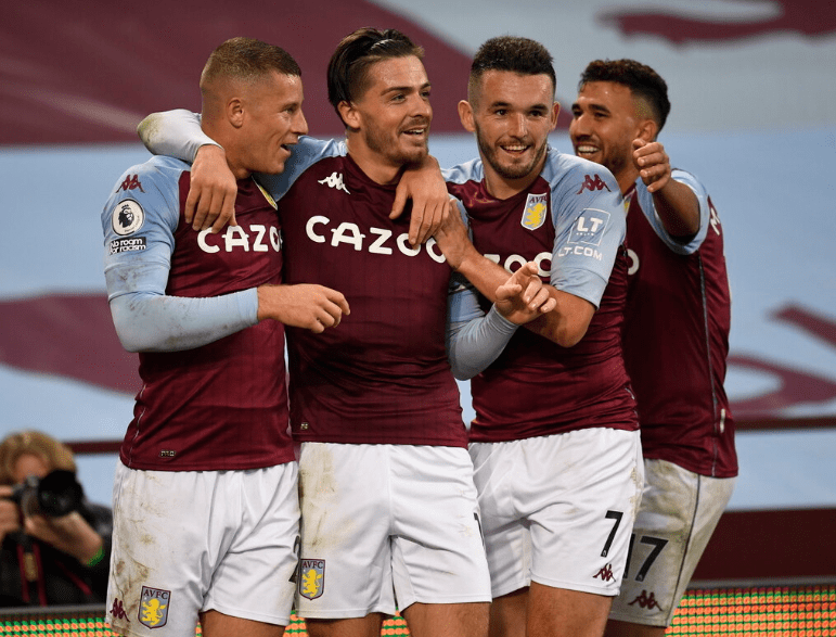 记者：西海岸外援戴维森返回巴西接受鼻梁手术，恢复期3个月