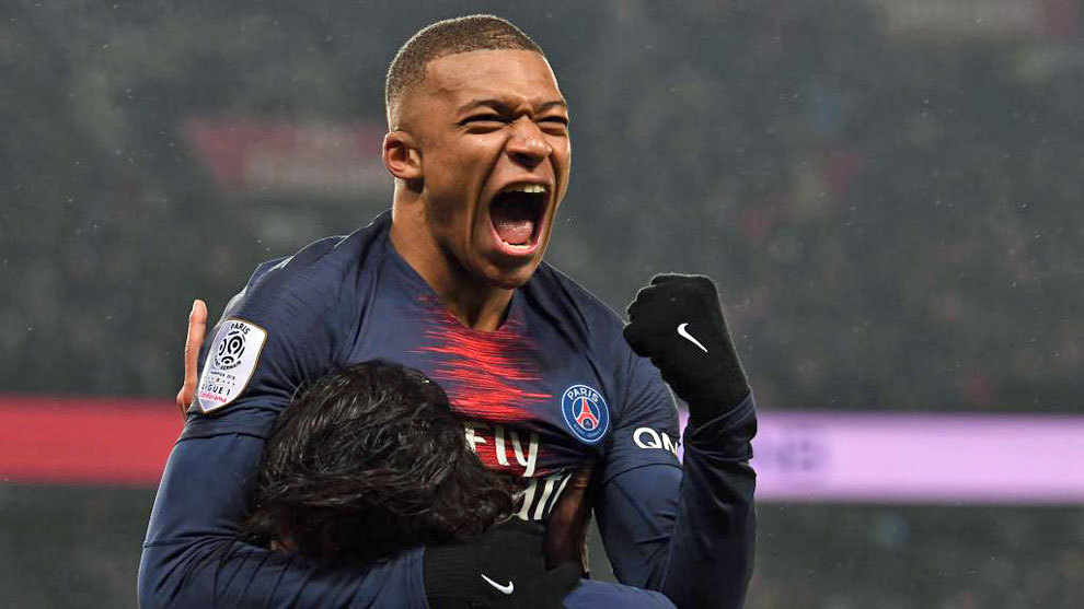 拉菲尼亚的王者归来：巴萨的定海神针与欧冠梦想